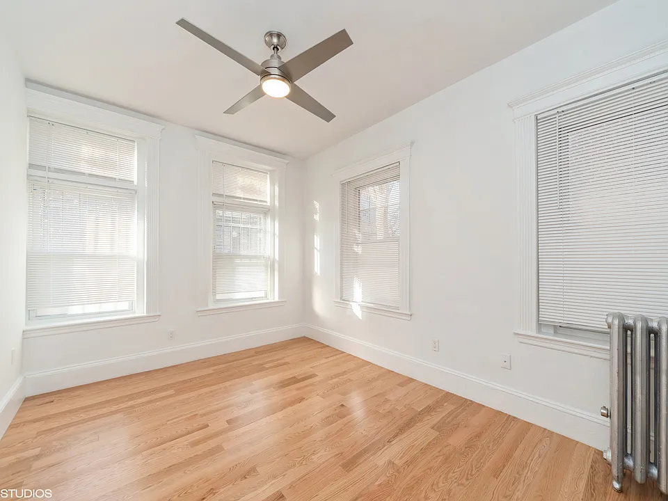 175 Hemenway St #4