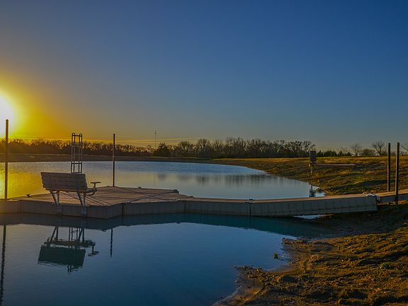 2nd image of 1449 State Highway 309