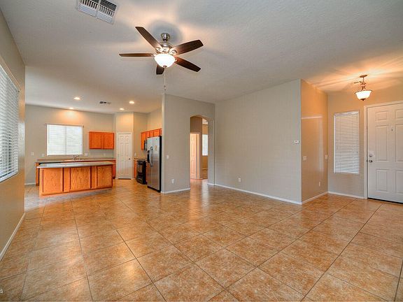 3rd image of 26237 N 74th Ln