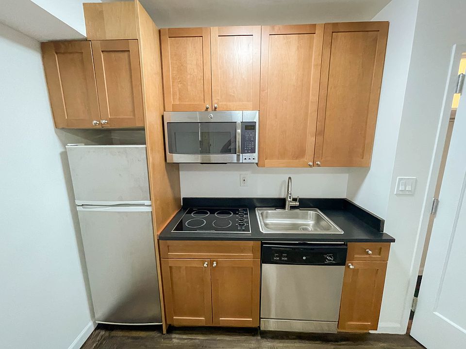 1st image of 45 Tudor City Pl APT 1016