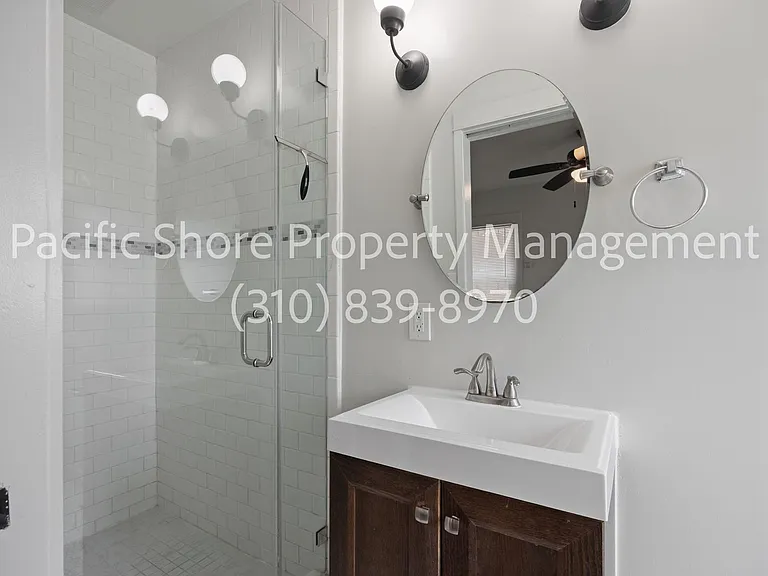 217 N. New Hampshire — Photo 10