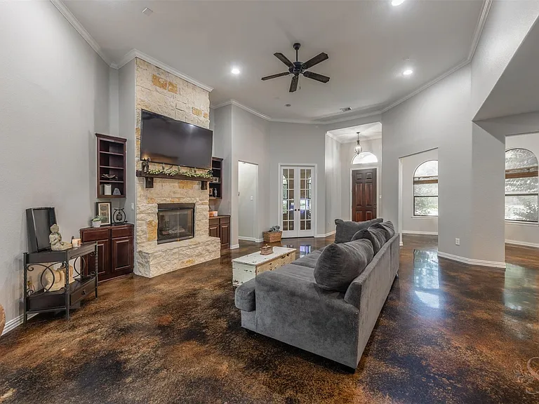 33303 Winsford St — Photo 13
