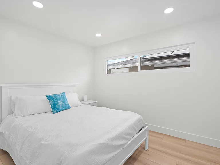 Secondary bedroom