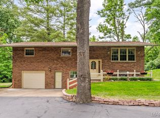 1209 Eiler Rd, Belleville, IL 62223