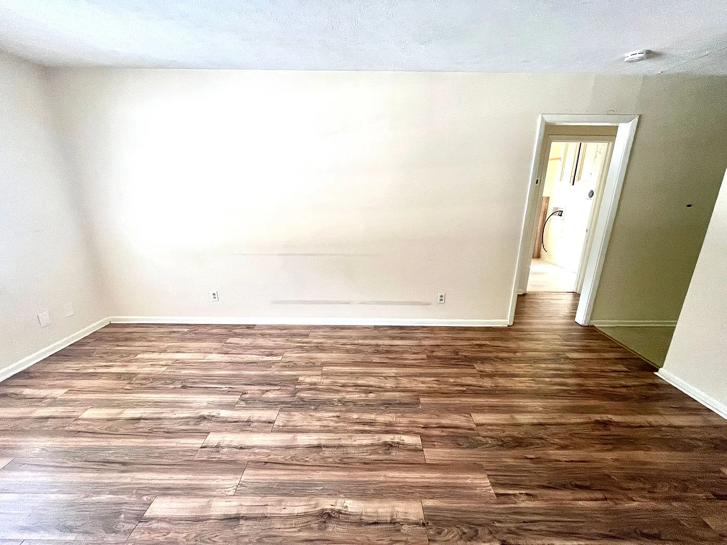 Manning Apartments — Photo 4