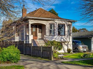 126 Ladysmith St, Victoria, BC V8V1J4