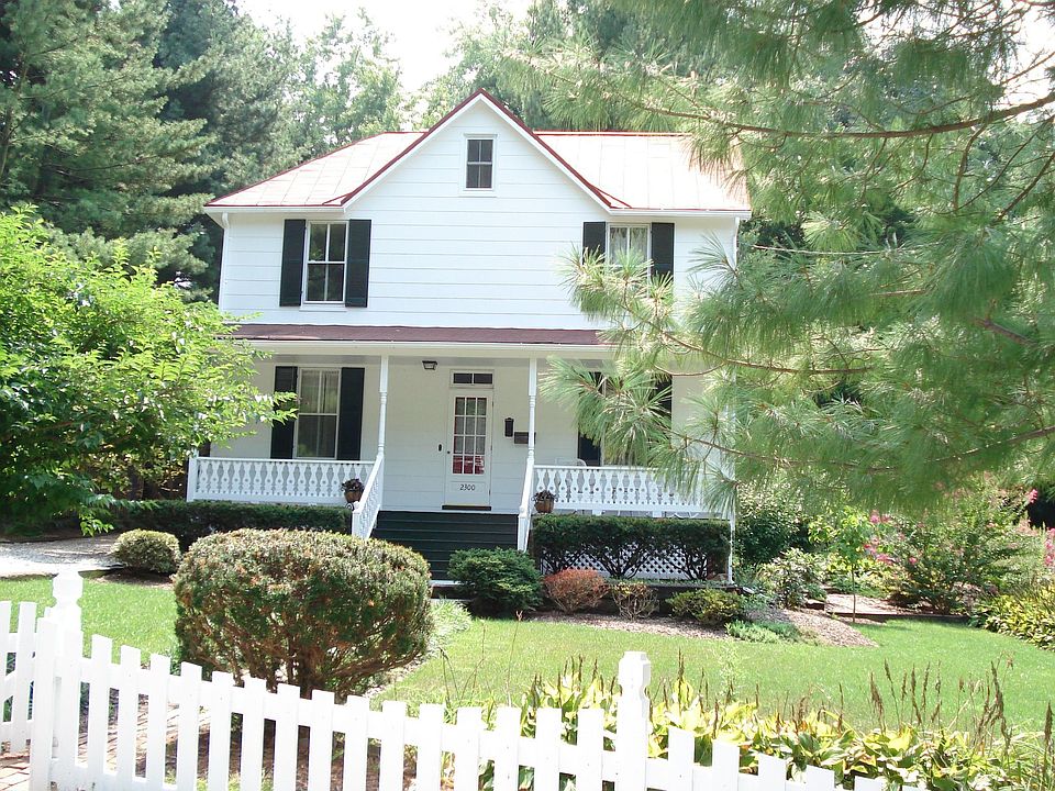 2300 Tucker Ln Dickeyville