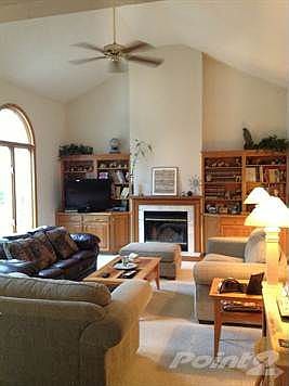 8247 southampton great room