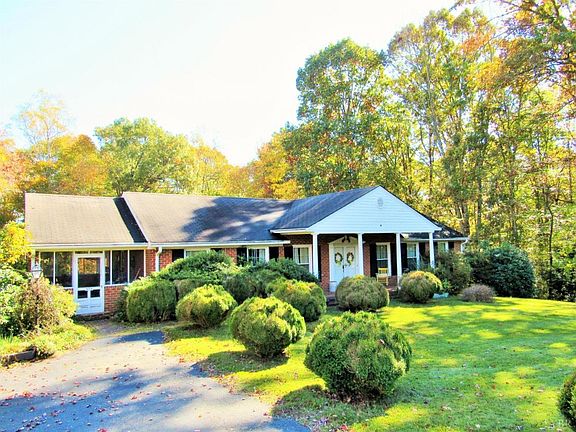2nd image of 173 Lynwood Dr
