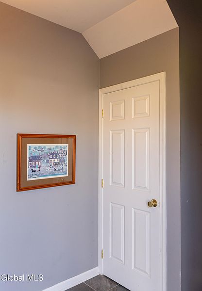 2nd image of 602 Worthington Terrace