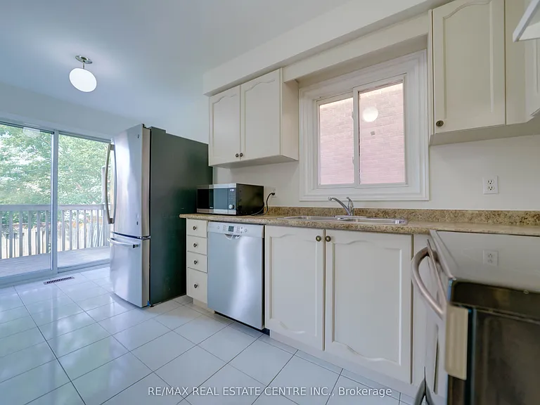 5915 Hemingway Rd — Photo 11