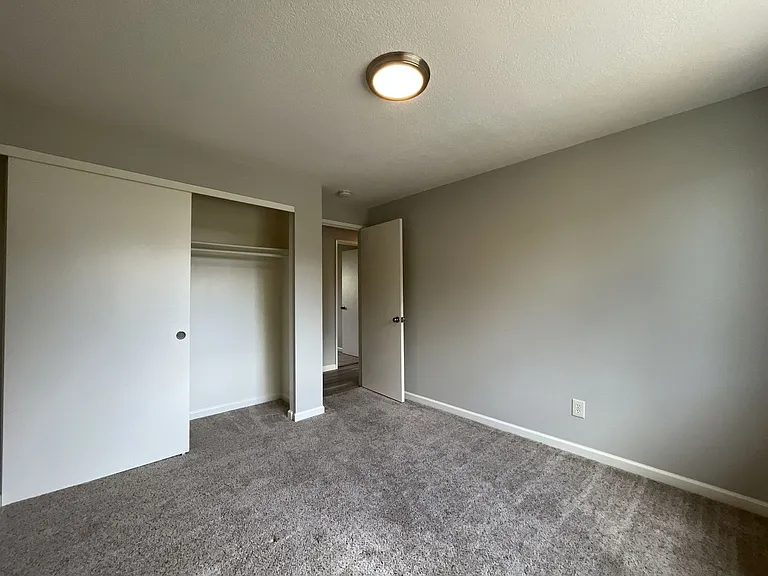 3919 SE Monroe St — Photo 32