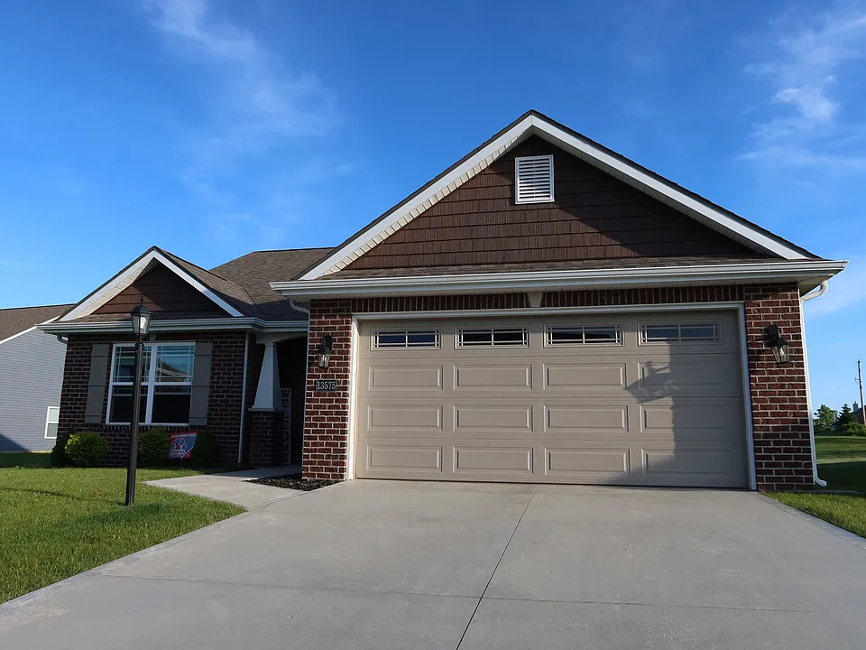 13575 Crescent Ridge Dr