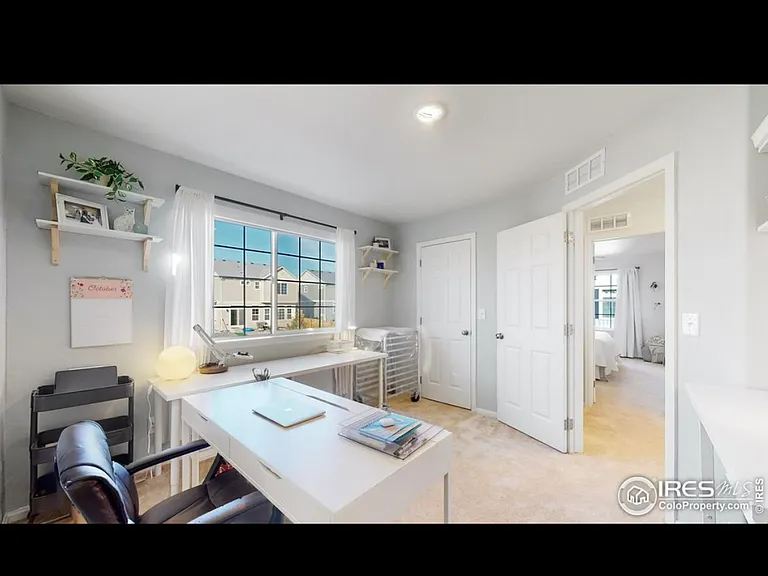 26179 E Maple Dr — Photo 10