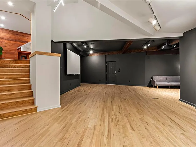 120 Laurel Dr NE — Photo 44