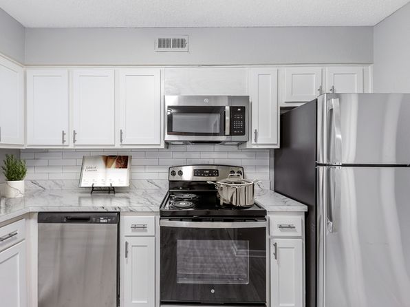 1450 Raintree Dr #1463-1463B