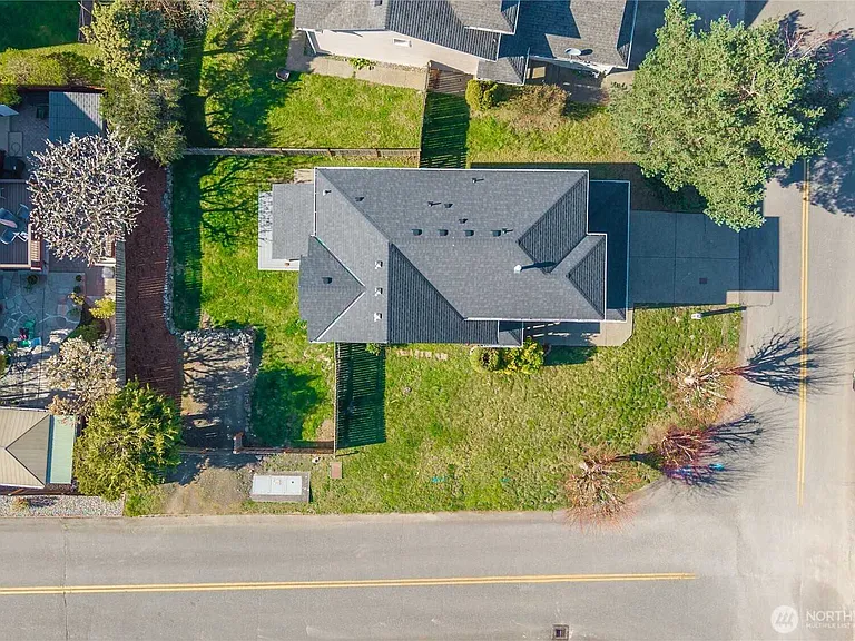 11003 Pansy Pl NW — Photo 3