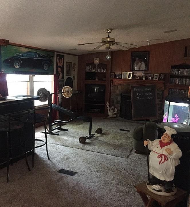 2nd image of 1102 Jerry Way