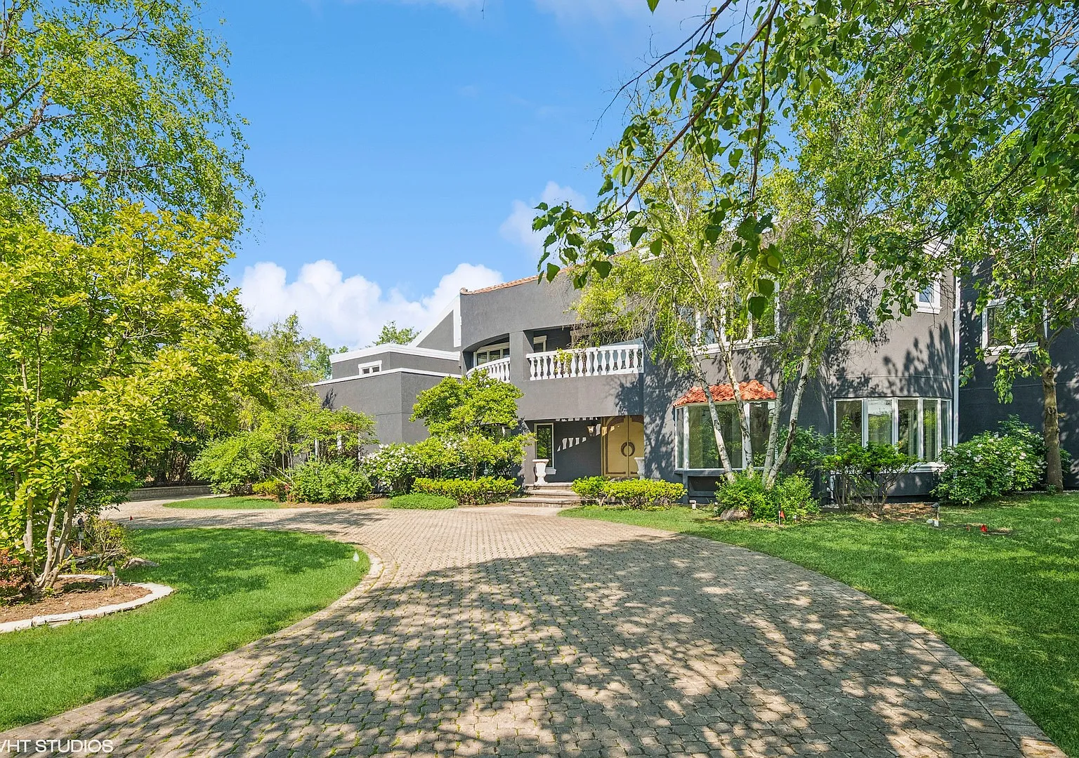 6 bed, 8.0 bath, 11524 sqft, $12,000 — Photo 2