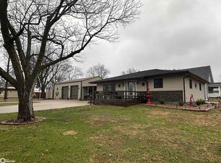 1605 S 20th St, Centerville, IA 52544