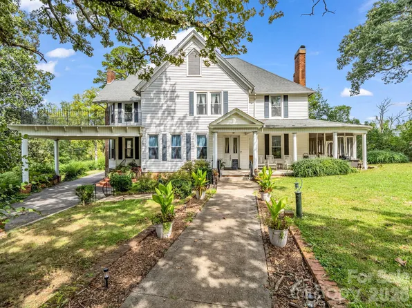 252 Spencer St, Ellenboro, NC 28040