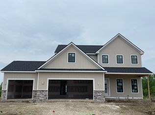 401 Harpers Ferry, Savoy, IL