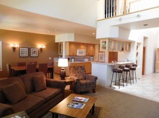 57074 Peppermill Cir #33-D, Sunriver, OR 97707