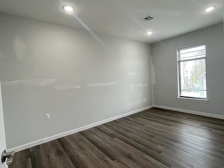 121 Fair St #5 — Photo 9