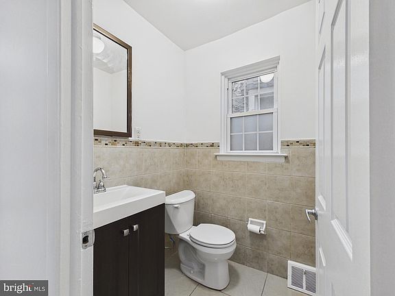 5th image of 533 N 33rd St