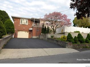 178 Hoover Rd, Yonkers, NY 10710