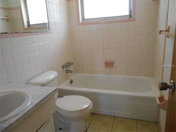 3rd image of 3545 Truman Dr