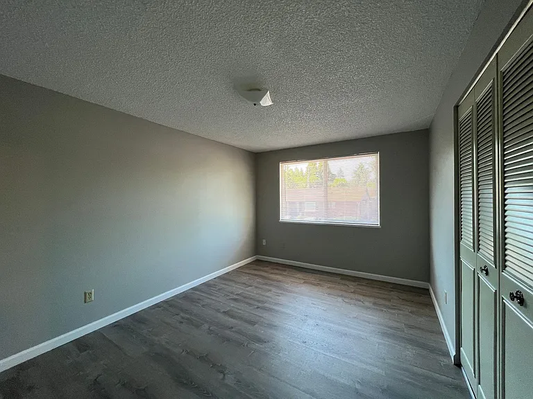 Anchor Apartments — Photo 23