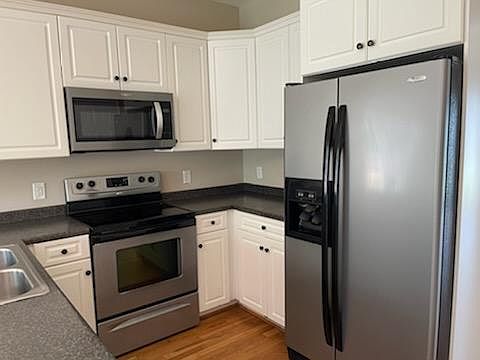 4th image of 50 Mackay Ln