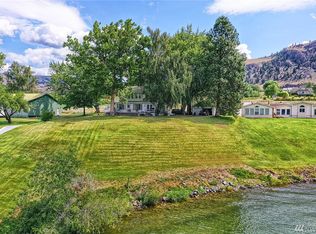 7 Llewellyn Ln, Oroville, WA 98844