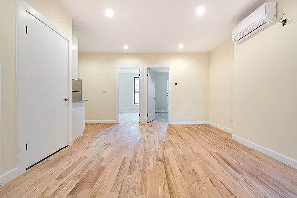 Rented by Brooklyn High Rise LLC | media 7