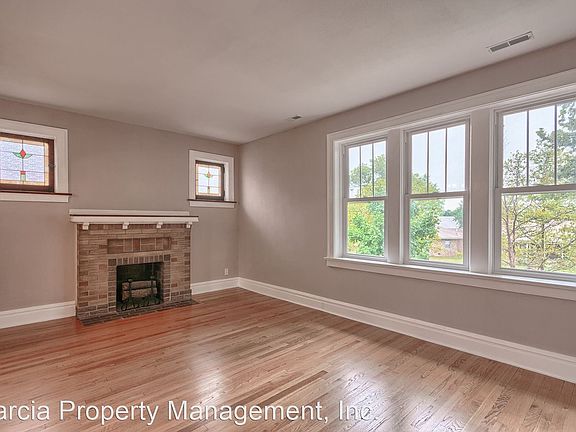 3rd image of 4959 Oleatha Ave #A