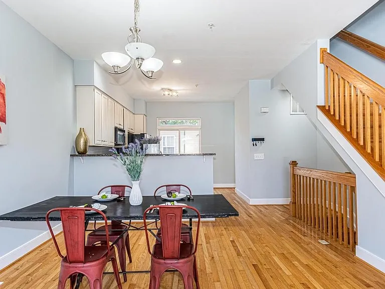 105 Narrowway Ct — Photo 18