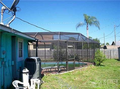 2nd image of 2605 SW Harem Cir