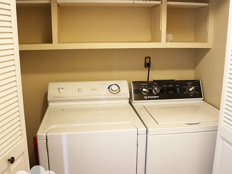 210 W Arrowrock Ln — Photo 18