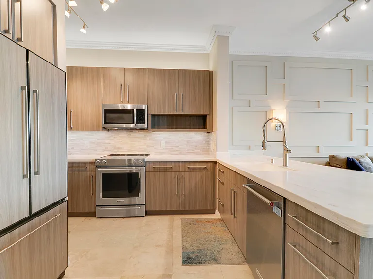 806 Windward Way #102 — Photo 7