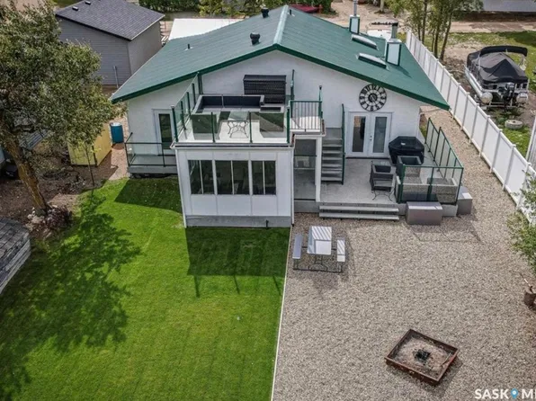 108 Iroquois Drive, Iroquois Lake, SK S0J 2G0