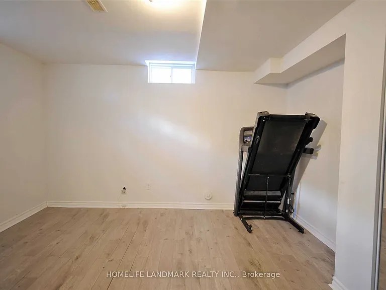 23 Houser St #BASEMENT — Photo 11