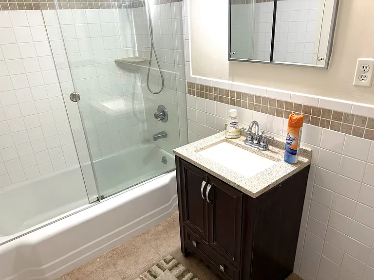 80 Cartright St #1G — Photo 10