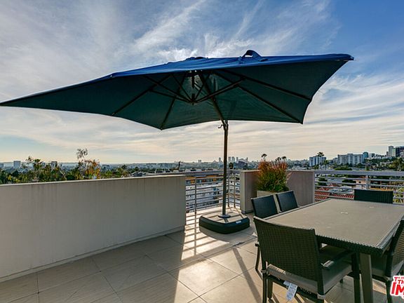 3rd image of 1283 Havenhurst Dr Unit 102