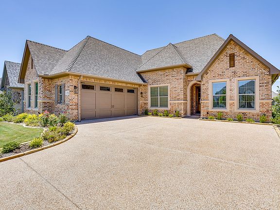 3rd image of 2716 River Path Ct