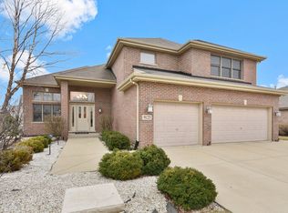 9123 Talcott Rd, Woodridge, IL 60517