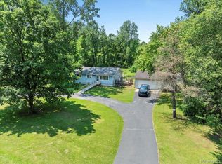 11375 Townsend Rd, Milan, MI 48160