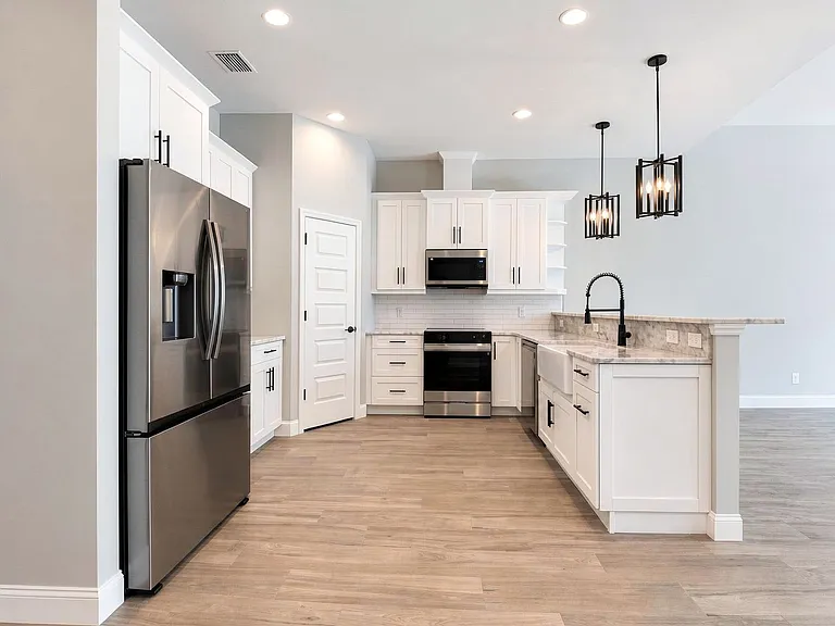 1156 Windjammer Dr — Photo 5