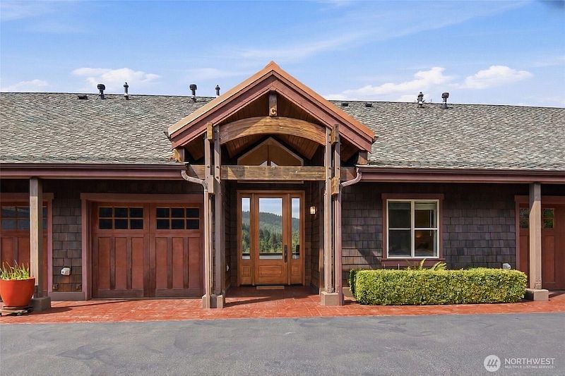 2nd image of 383 NE Romance Hill Road #C