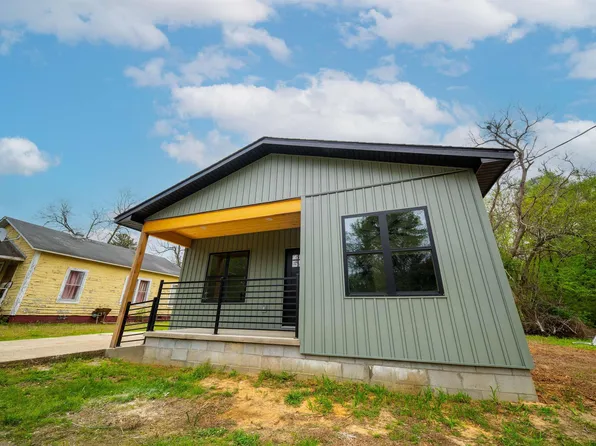 475 Hawkins St, Camden, AR 71701